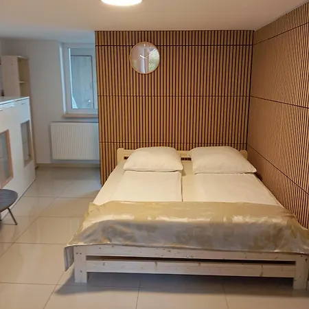 Apartmandomazlice Διαμέρισμα *